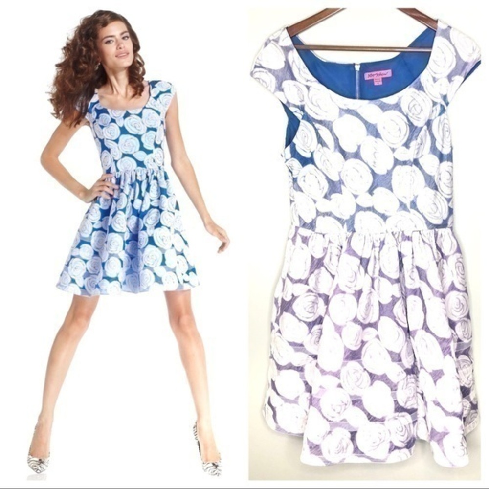 Betsey Johnson cap sleeve floral print dress
